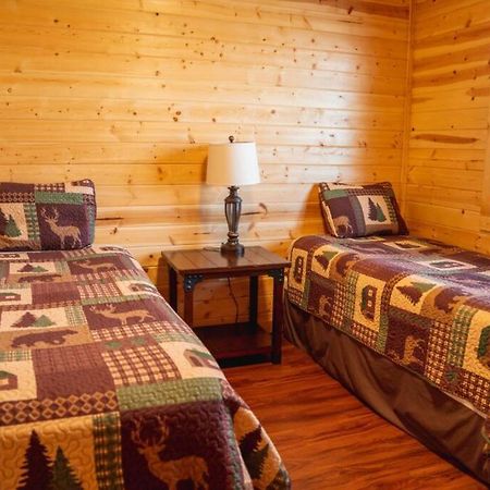 The Lodge At Van Hook New Town Extérieur photo